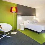 Ibis Styles Porte Du Luxembourg 3*