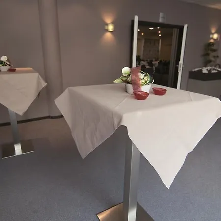 Ibis Styles Porte Du Luxembourg 3*