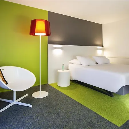 Ibis Styles Porte Du Luxembourg 3*